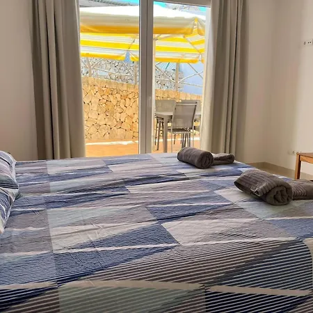 Dom wakacyjny Beautiful With Sea Views Sant Lluis